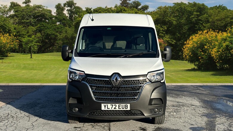 Renault Master Mwb Diesel Fwd MM35dCi 135 Business+ Medium Roof Van